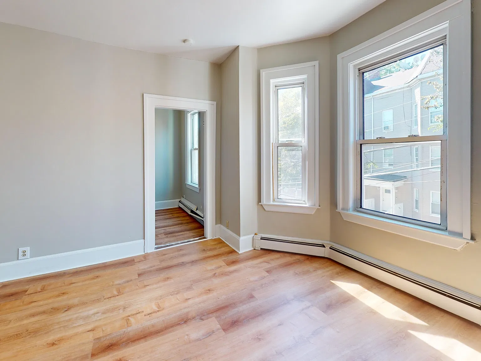 36 Mozart St — Photo 2