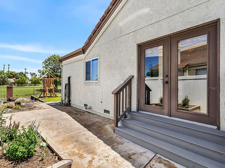 5331 Emerald Ct — Photo 39