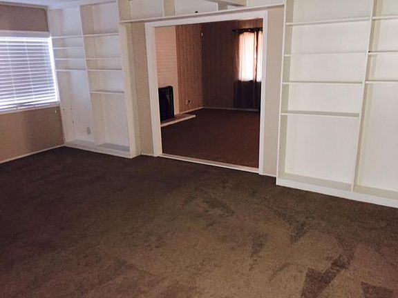 3rd image of 310 E Vassar Ave