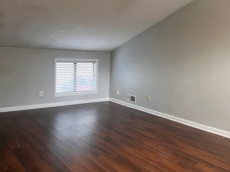 2292 Paces Ferry Rd SE — Photo 18