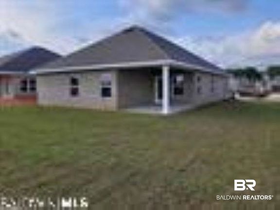 2nd image of 1111 Pheasant Cir