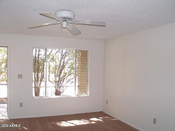 2nd image of 524 E Julie Dr