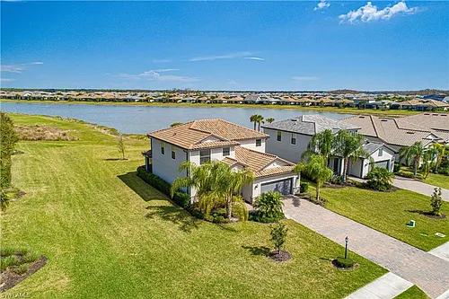 19860 The Place Blvd Photo 1