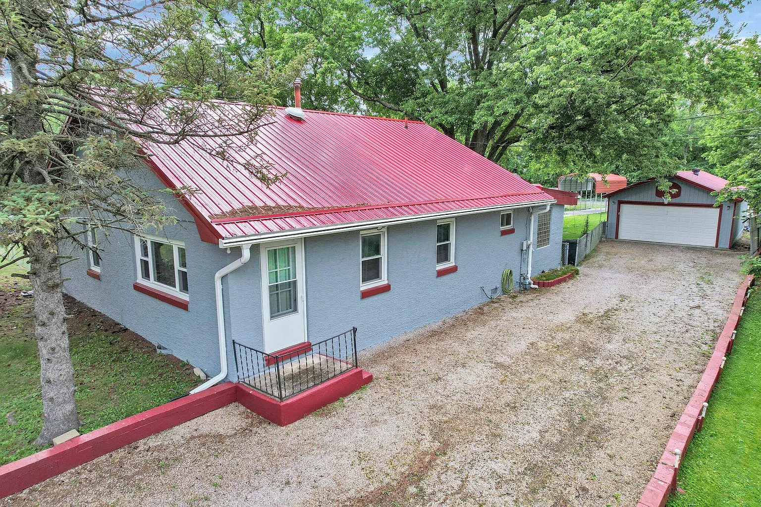 13424 Ivy Rd NE photo 1