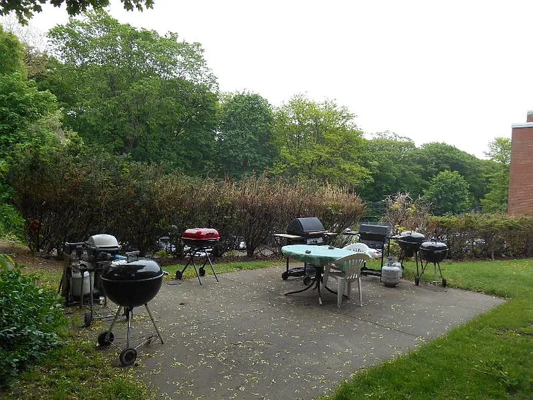 212 Kent St #5 — Photo 7