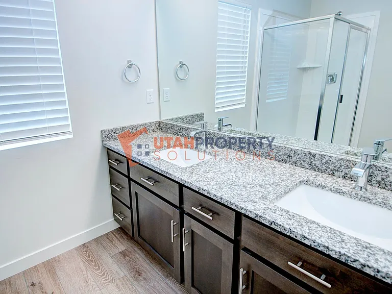 963 W 540 S — Photo 13