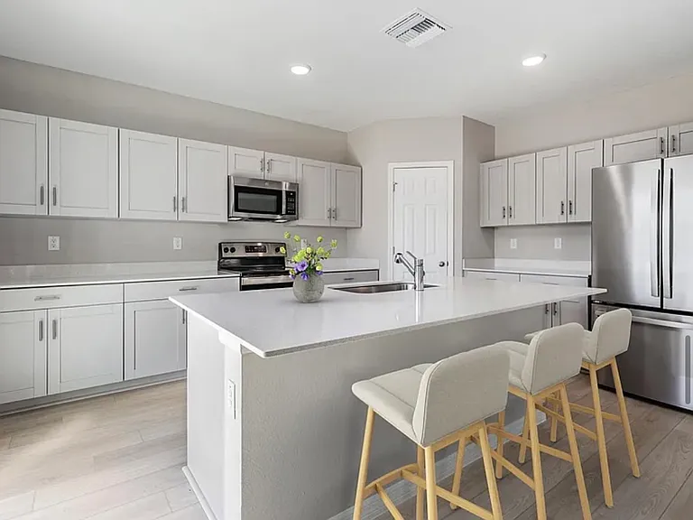 7556 Freesia Trce — Photo 14