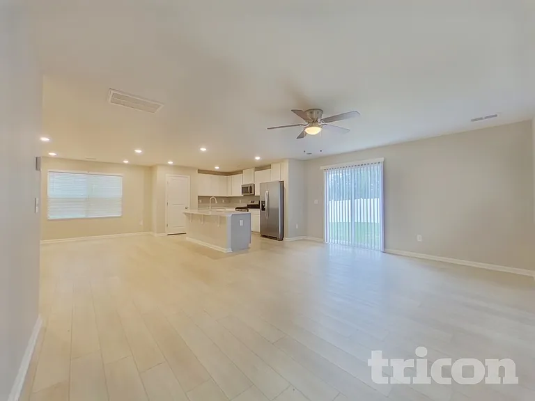 1423 Penrith Ct — Photo 2