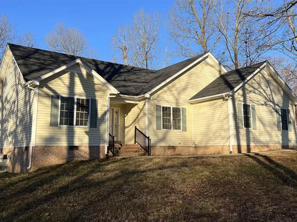 765 Hidden Valley Dr, Morgantown, KY 42261