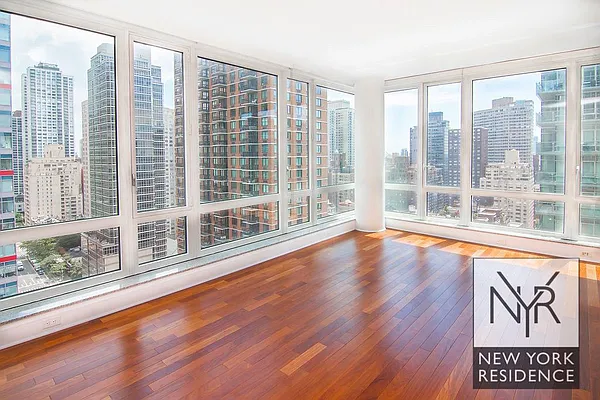 Rented by New York Residence | media 3