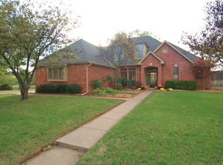 425 Glen Hollow Rd, Edmond, OK 73034
