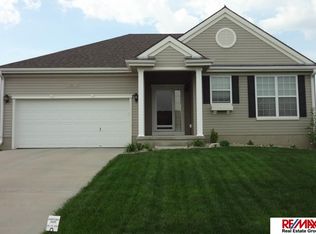 16411 Aurora St, Omaha, NE 68136