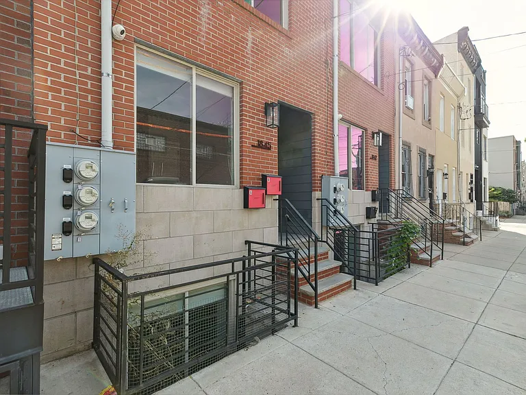 1845 E Huntingdon St — Photo 57