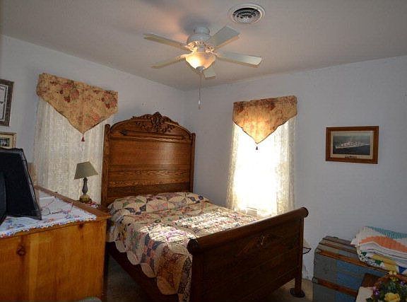 5th image of 607 W Patterson St