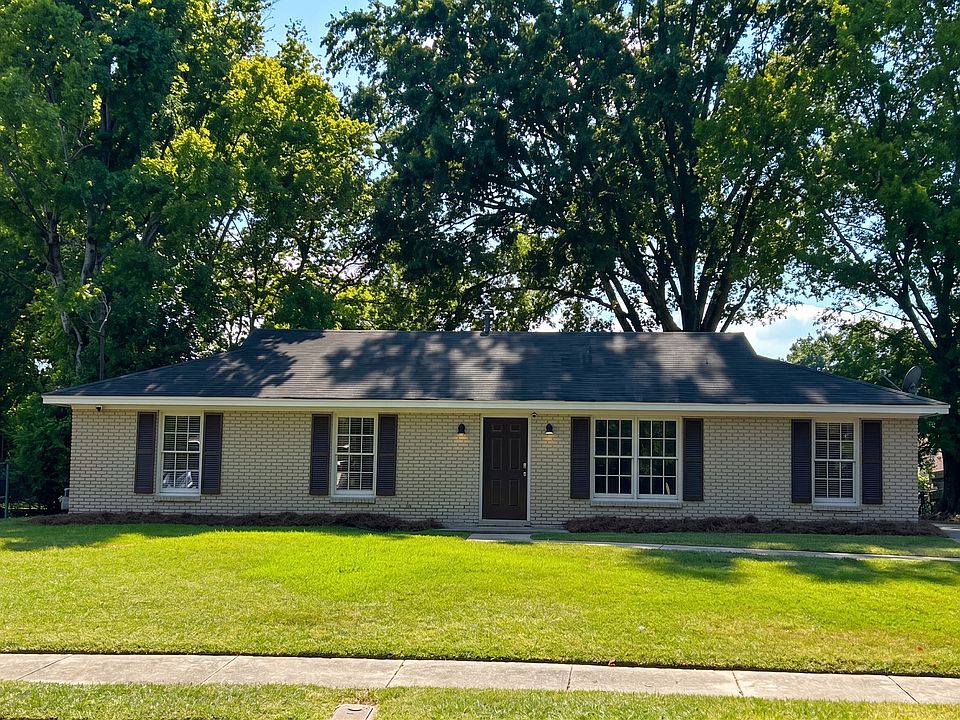 1st image of 331 Benbow Ct