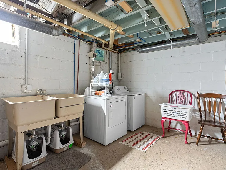 Laundry Room Cabinet