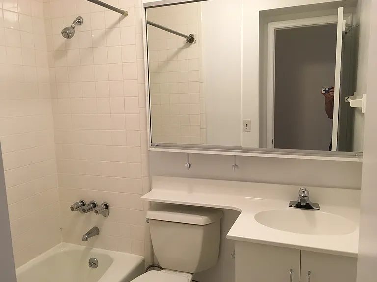 605 W 112th St #6I — Photo 8