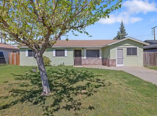 10840 Beverly Drive, Hanford, CA 93230
