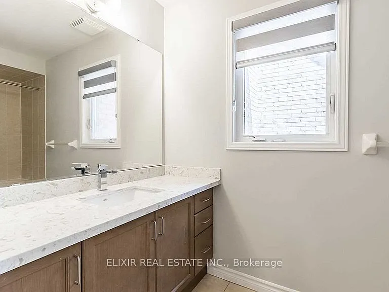 90 Delport Close — Photo 29