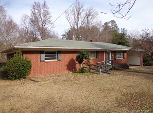 713 Demingwood St, Wadesboro, NC 28170