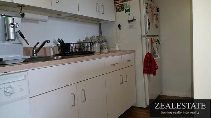 Rented by ZealEstate Group Inc | media 33