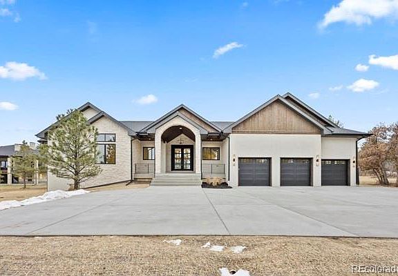 3rd image of 1561 Arrowpoint Court