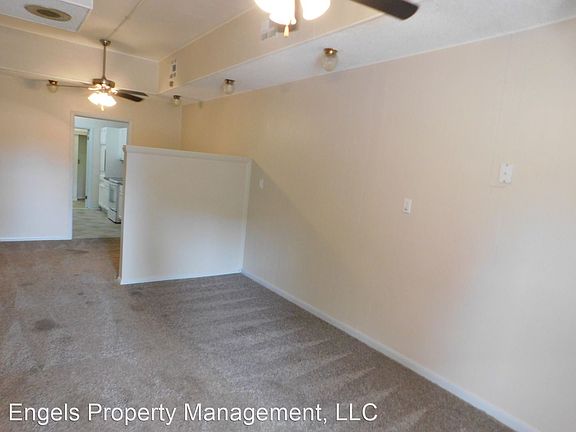 3rd image of 122 W Pine Ave #El