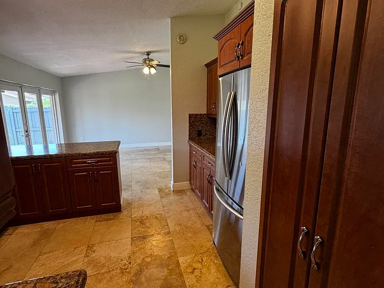 3681 SW 132nd Pl #3681 — Photo 4