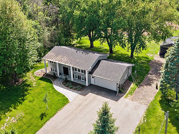 3rd image of 535 S Old Crystal Bay Rd