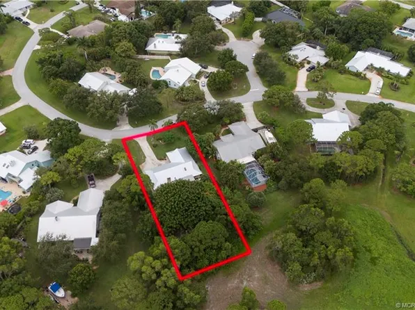 597 SW Wood Creek Dr, Palm City, FL 34990