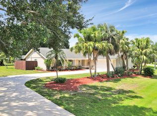 3060 SE Darien Road, Port Saint Lucie, FL 34952