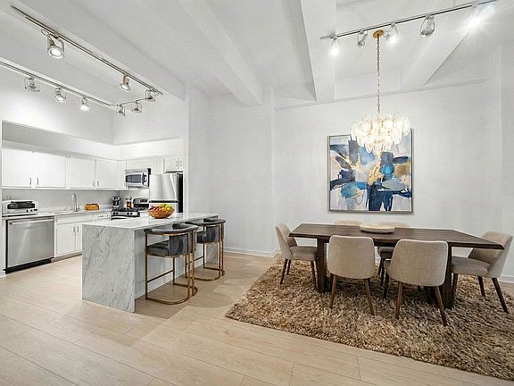 2nd image of 529 W 42nd St APT 5E
