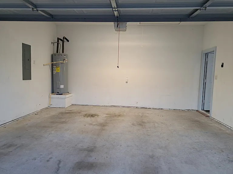 3235 Noor St — Photo 14