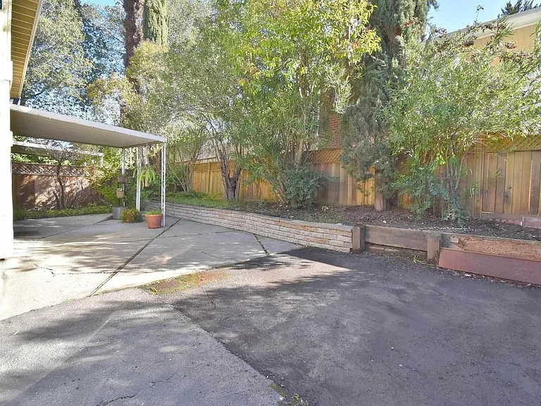 Private patio and fenced yard.