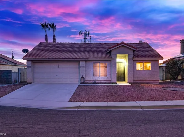 741 Gullwing Ln, North Las Vegas, NV 89081