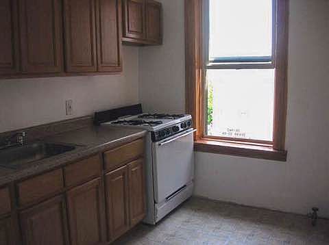 4th image of 4802 48th St APT D1