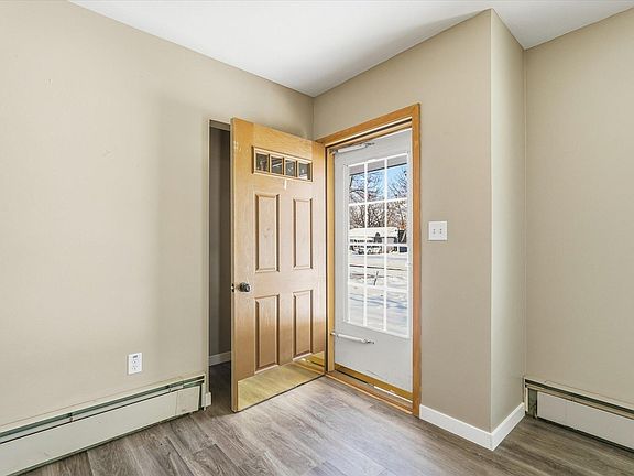 5th image of 1627 14th Ave S