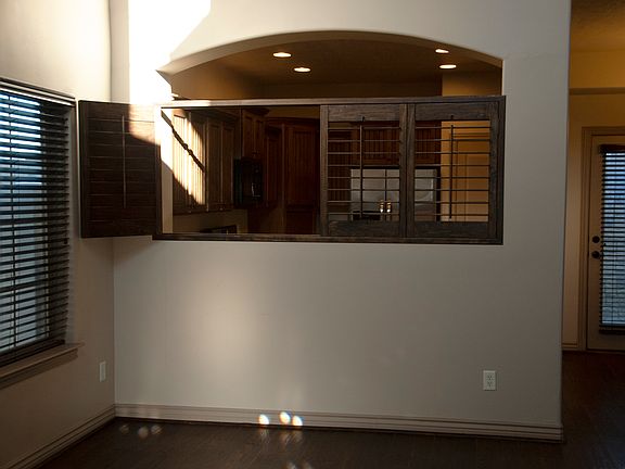 5th image of 5046 W London Bay Dr