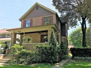 725 Monroe Ave UNIT 1, River Forest, IL 60305