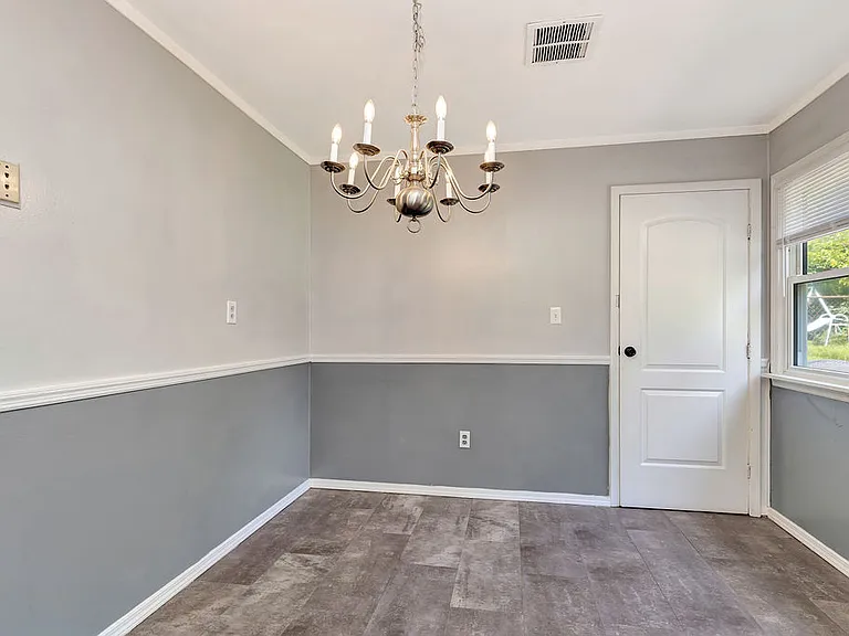 3232 Deshler Dr — Photo 3
