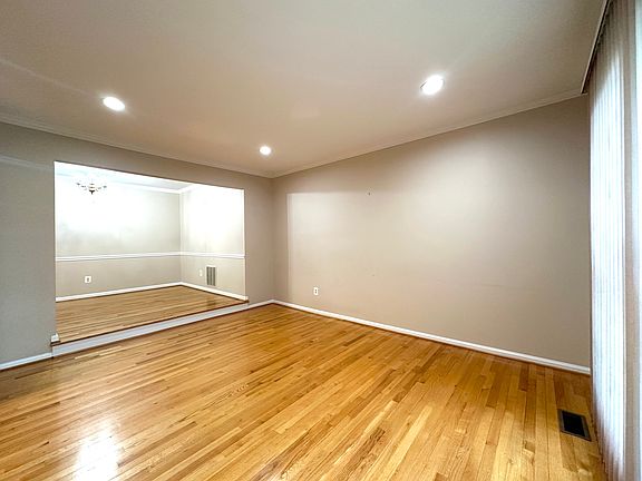 4th image of 5127 Kenside Ct