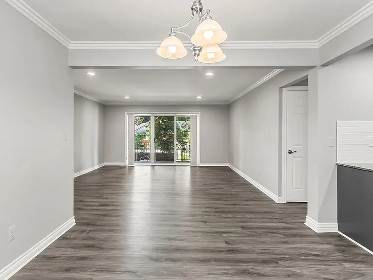 1113 N Old Woodward Ave #46 — Photo 9