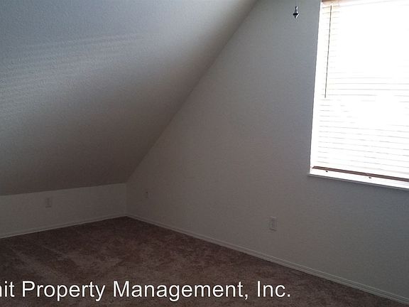 5th image of 4601 Chesapeake Way