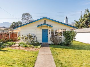 1216 W 5th St, Port Angeles, WA