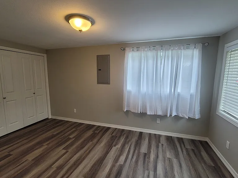 4961 Vista Pl — Photo 5