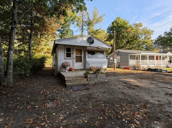 9 Pine Way, Carver, MA 02330
