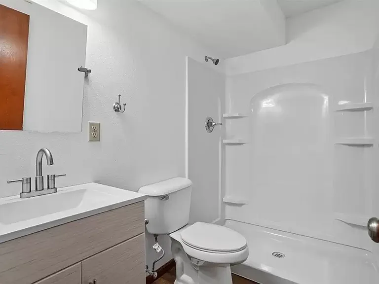 101 21st Avenue Pl — Photo 7