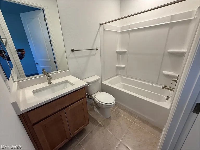 162 Sun Glaze Ave — Photo 13