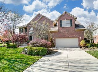 1169 Ripplecreek Ct, Centerville, OH 45458