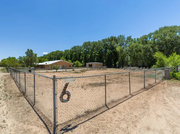 6 Archibeque Dr, Algodones, NM 87001
